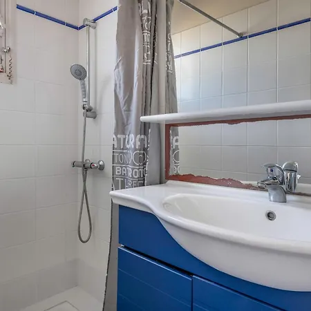 Casa vacanze 600 M De La Plage, Maison Avec Jardin Pour 4 (adults Only)