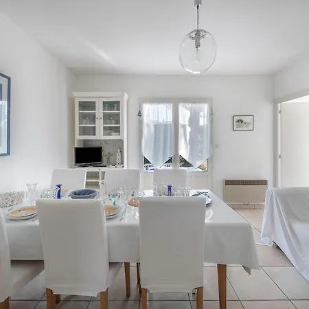 Vakantiehuis 600 M De La Plage, Maison Pour 4 Adultes 2 Enfants *