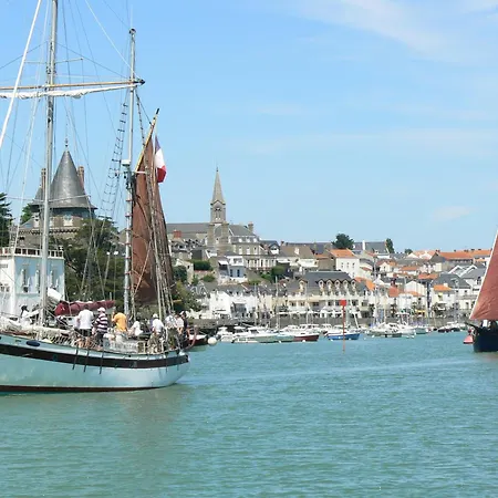 600 M De La Plage, Maison Avec Jardin Pour 4 (adults Only) * Saint-Michel-Chef-Chef