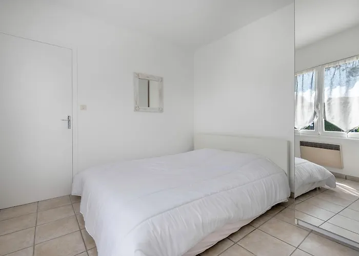 600 M De La Plage, Maison Pour 4 Adultes 2 Enfants